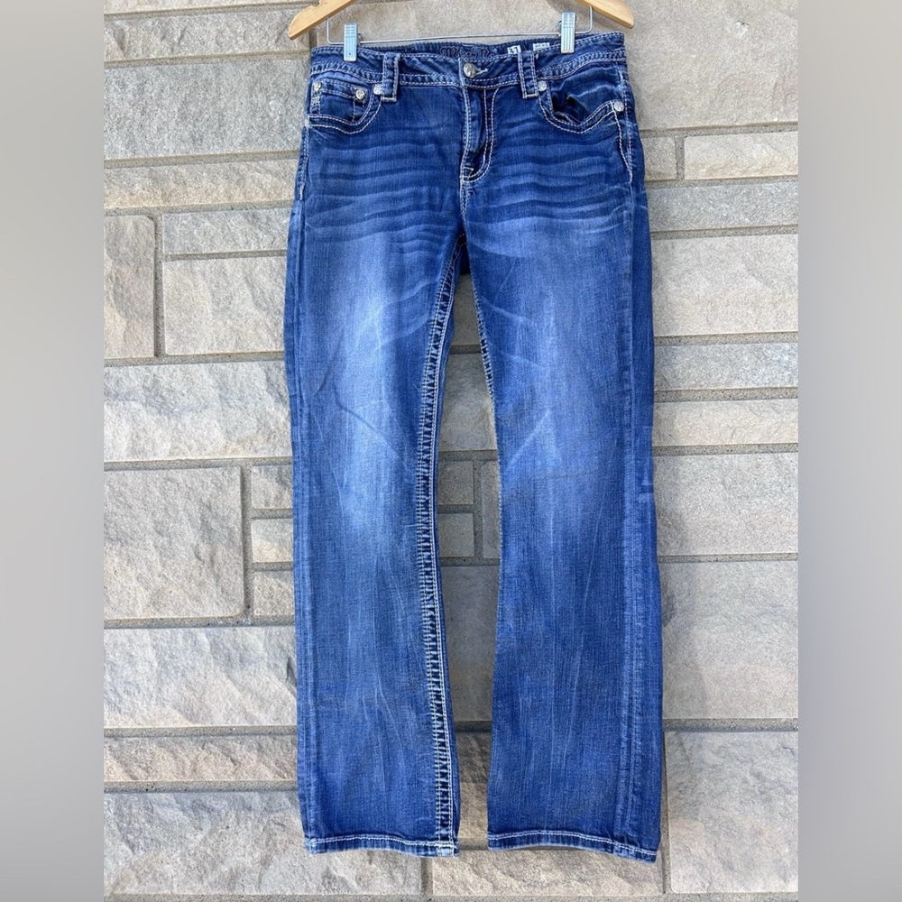 Women’s Miss Me Mid Rise Slim Boot Denim Jeans With Bling Wings Size 31